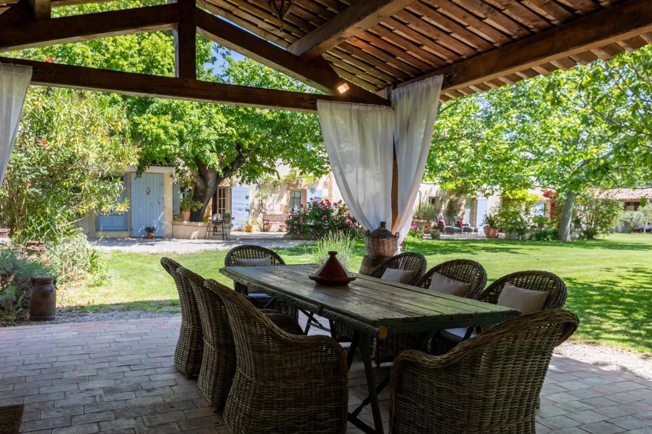Gites Domaine Des Machottes Grans Ngoại thất bức ảnh